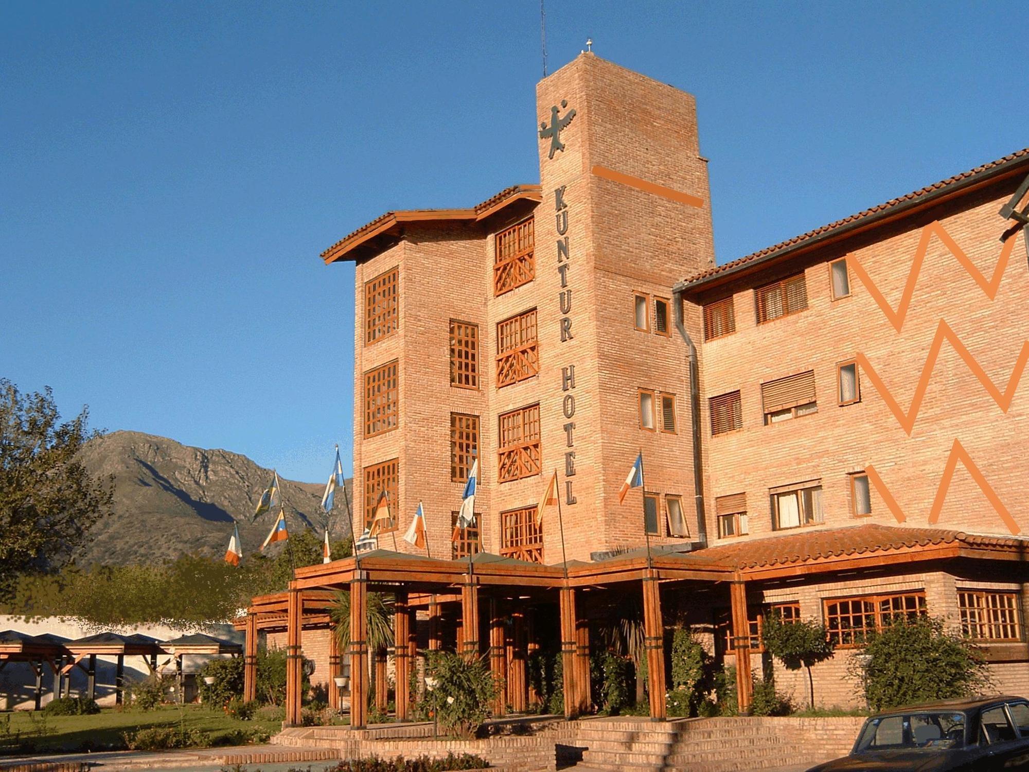 Hotel Kuntur Capilla del Monte Exterior foto