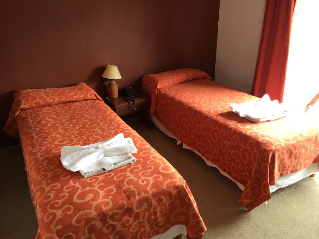 Hotel Kuntur Capilla del Monte Zimmer foto